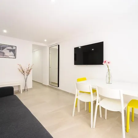 Edificio Bélgica By 10tosea Fuengirola