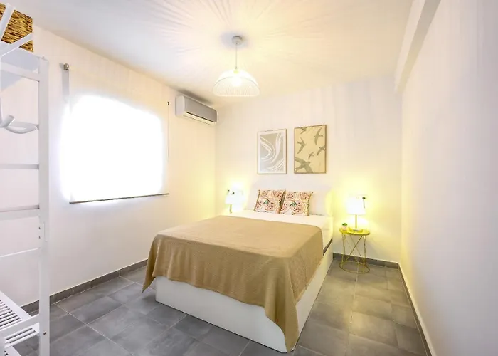 דירה Edificio Belgica By 10tosea פואנגירולה