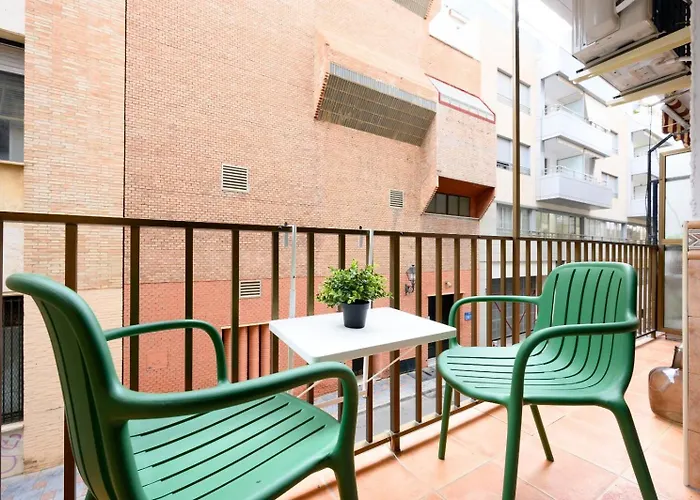 Edificio Belgica By 10tosea פואנגירולה